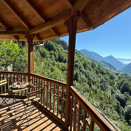 Il Castello Nel Bosco, Appartamento Torrente Champorcher Bagian luar foto